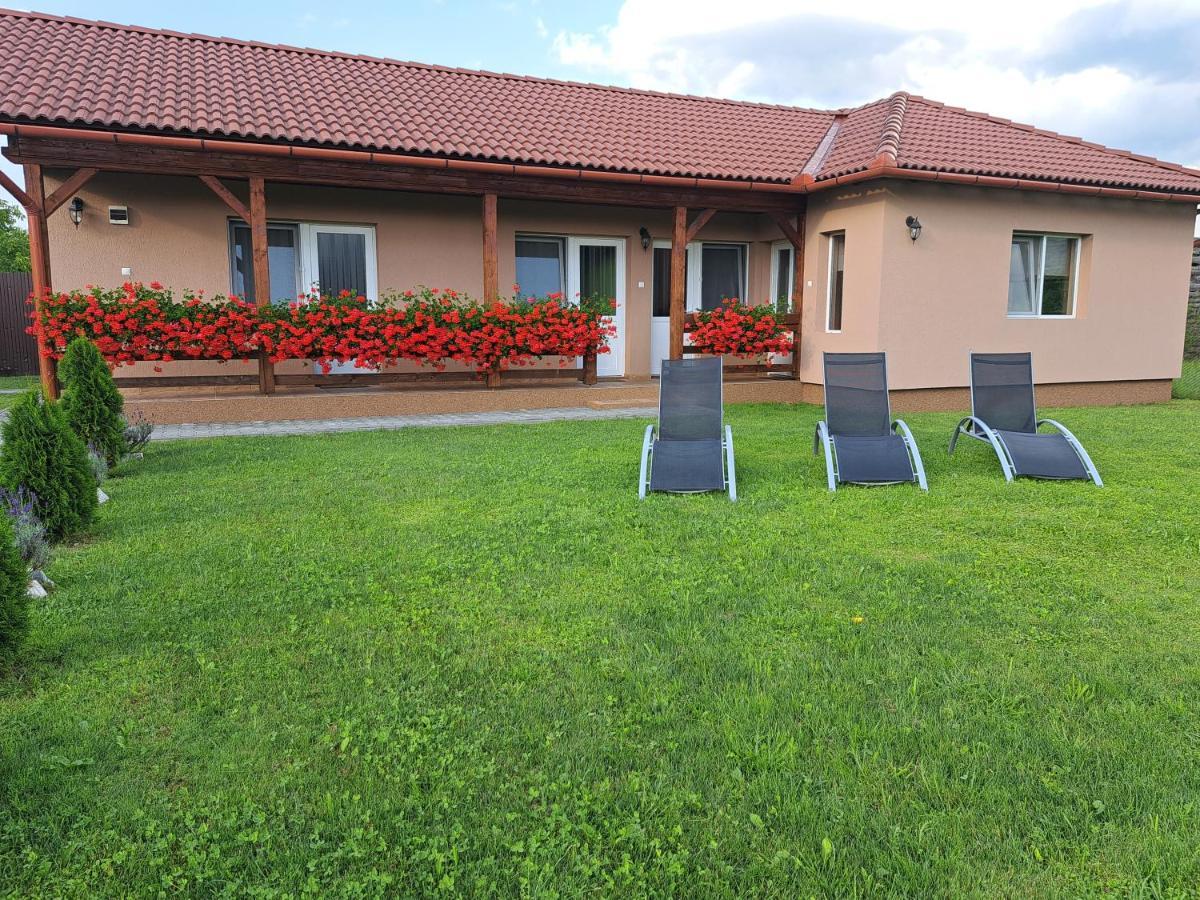 Villa Lavender Sovata Exterior foto